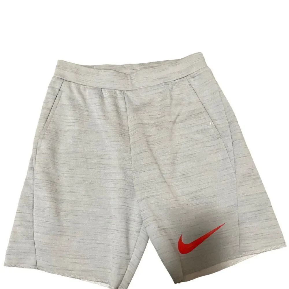 Nike 841811-012 Therma Fit Dri-Fit Hangtime Red Swoosh Athletic Shorts Men's Lg